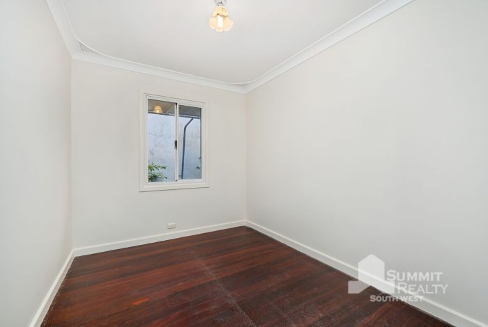 26 Barnes Cres East Bunbury WA 6230 Australia