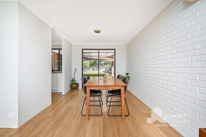 12 Benjamin St Withers WA 6230 Australia