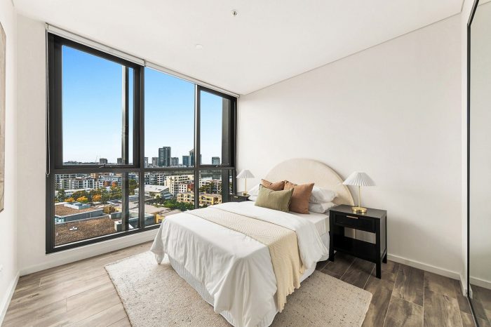 1301/9 Bennelong Pkwy Wentworth Point NSW 2127 Australia