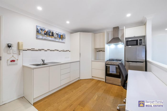 35 Base St Victoria Point QLD 4165 Australia