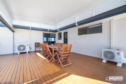 35 Base St Victoria Point QLD 4165 Australia