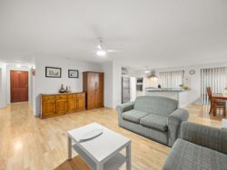 16 Bernard St Kelmscott WA 6111 Australia