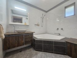 10 Bourke St Blandford NSW 2338 Australia