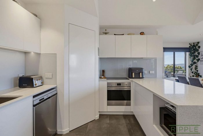 145 Branscombe Rd Claremont TAS 7011 Australia