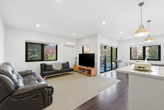 Unit 5/66 Burnett St North Hobart TAS 7000 Australia