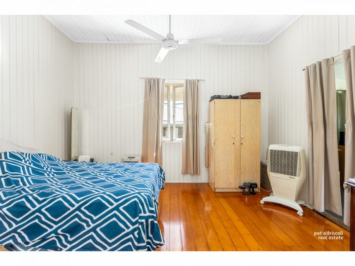 74 Armstrong St Berserker QLD 4701 Australia