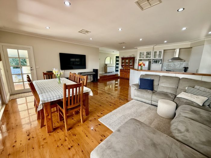 53 Carbeen St Moree NSW 2400 Australia