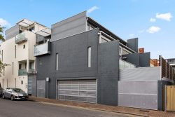 Unit 2/46 Cardwell St Adelaide SA 5000 Australia