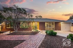 19 Chichester Ct Salisbury Heights SA 5109 Australia