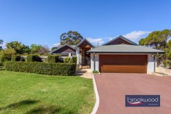 30 Ridge St Wembley Downs WA 6019 Australia