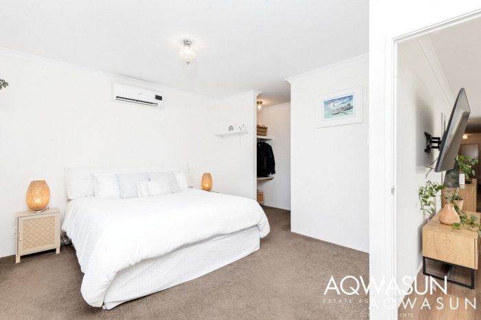 18 Nalbarra Rd Golden Bay WA 6174 Australia