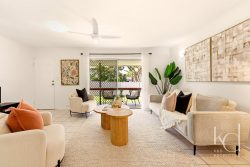 3 Dongarven Dr Eagleby QLD 4207 Australia
