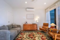 96/9 Ellen St Carina QLD 4152 Australia