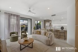 11/176 Marina Quays Boulevard Hope Island QLD 4212 Australia