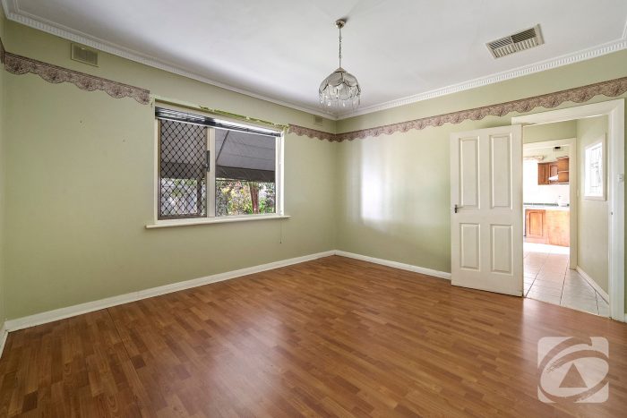 37 Evan Ave Salisbury SA 5108 Australia