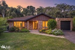 9 Leyden Ct Seven Mile Beach TAS 7170 Australia
