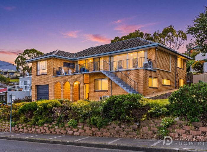 48 Highfield St Moonah TAS 7009 Australia
