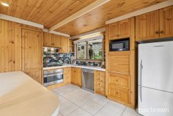 47 Victoria Rd Chirnside Park VIC 3116 Australia