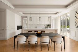 6 Glen Rd Toorak VIC 3142 Australia