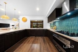 33 Gramercy Bvd Point Cook VIC 3030 Australia