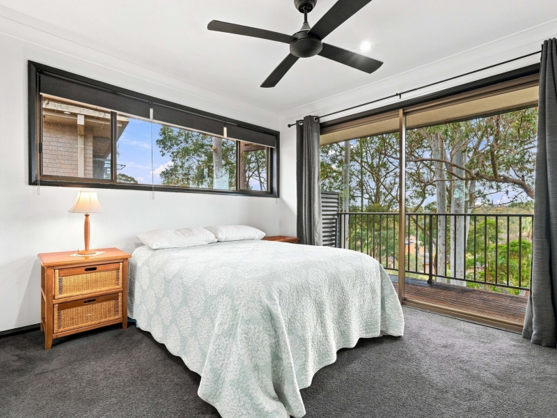8 Hasluck Dr Watanobbi NSW 2259 Australia