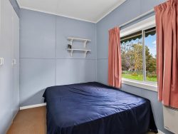 132 Mill St Mortlake VIC 3272 Australia