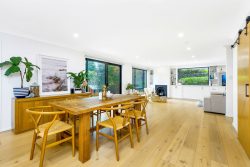 9 Howard Ave Green Point NSW 2251 Australia
