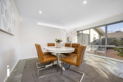 4 Ellen Pl Palmerston ACT 2913 Australia
