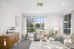 4 Ellen Pl Palmerston ACT 2913 Australia