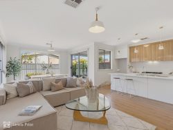 8 Inverness Ave Marion SA 5043 Australia