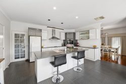 4 Jackman Ct Golden Square VIC 3555 Australia