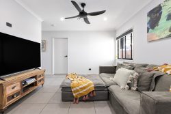 11 Jennifer St Nirimba QLD 4551 Australia