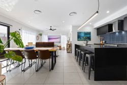11 Jennifer St Nirimba QLD 4551 Australia