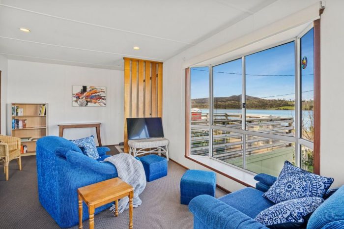 6 Dunalley Esplanade Dunalley TAS 7177 Australia