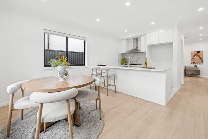 42 Lapwing St Austral NSW 2179 Australia