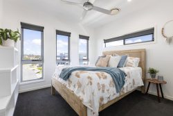 8 Mariner Ct Mountain Creek QLD 4557 Australia