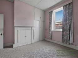 2 Marsh St New Town TAS 7008 Australia
