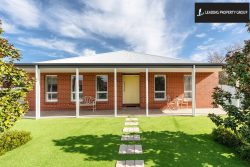7 Matthews St Lockhart NSW 2656 Australia