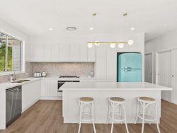 28 Kurrajong Cres Conjola Park NSW 2539 Australia
