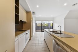 Unit 16/88 Orrong Rd Elsternwick VIC 3185 Australia