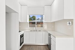 Unit 2/15 Priestman Ave Umina Beach NSW 2257 Australia