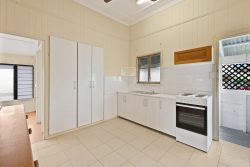 18 Keats St Mackay QLD 4740 Australia