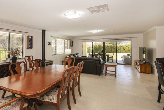 22 Edith Cowan Ct Abbey WA 6280 Australia