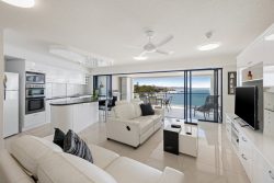 Unit 16/1 Raleigh St Golden Beach QLD 4551 Australia