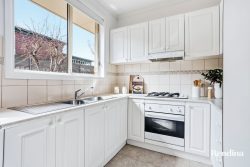 Unit 2/24 Elstone Ave Airport West VIC 3042 Australia