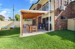 2/32 Taylor St Marcoola QLD 4564 Australia