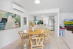2/32 Taylor St Marcoola QLD 4564 Australia