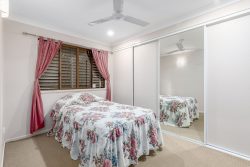 41 Rocklea Dr Southside QLD 4570 Australia