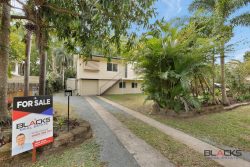 23 Skylark St Slade Point QLD 4740 Australia