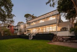 25 The Bastion Umina Beach NSW 2257 Australia